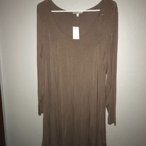 Tan dress! Never been worn, still has the tags!